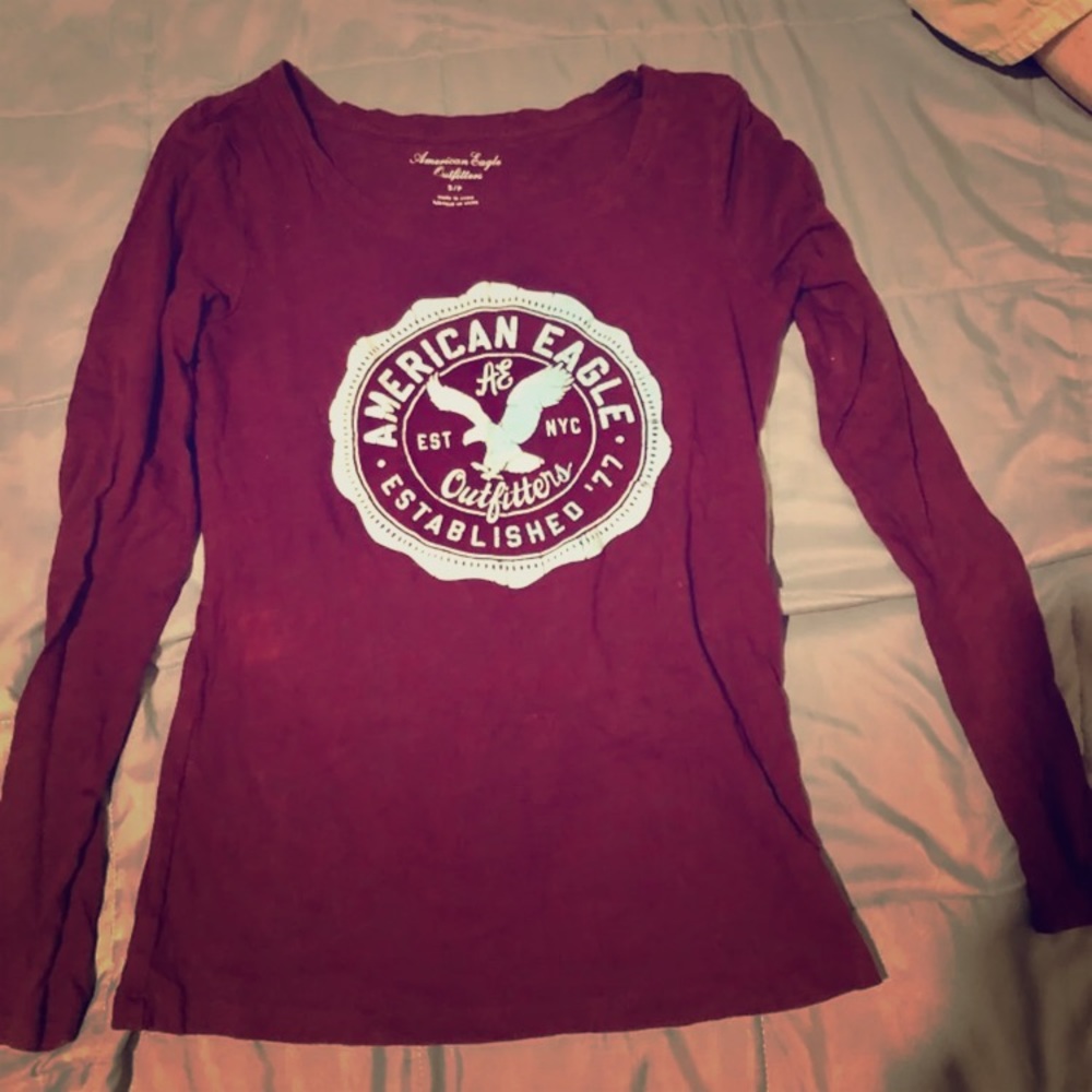 American Eagle long sleeve! 🦅